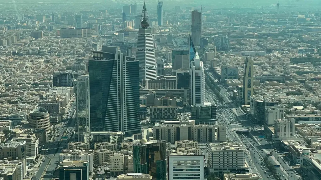 Can foreigners buy property in Saudi Arabia under new 2026 law opening real estate to expats