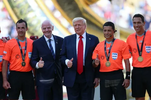 Trump pays homage to legends