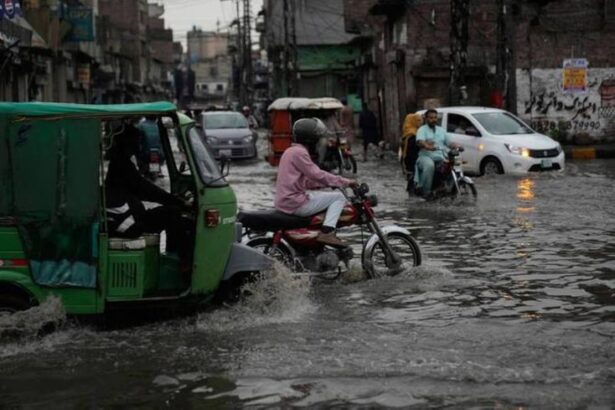 monsoon rains in pakistan