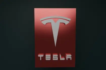Tesla sales fall after US cuts EV support, affecting stock outlook
