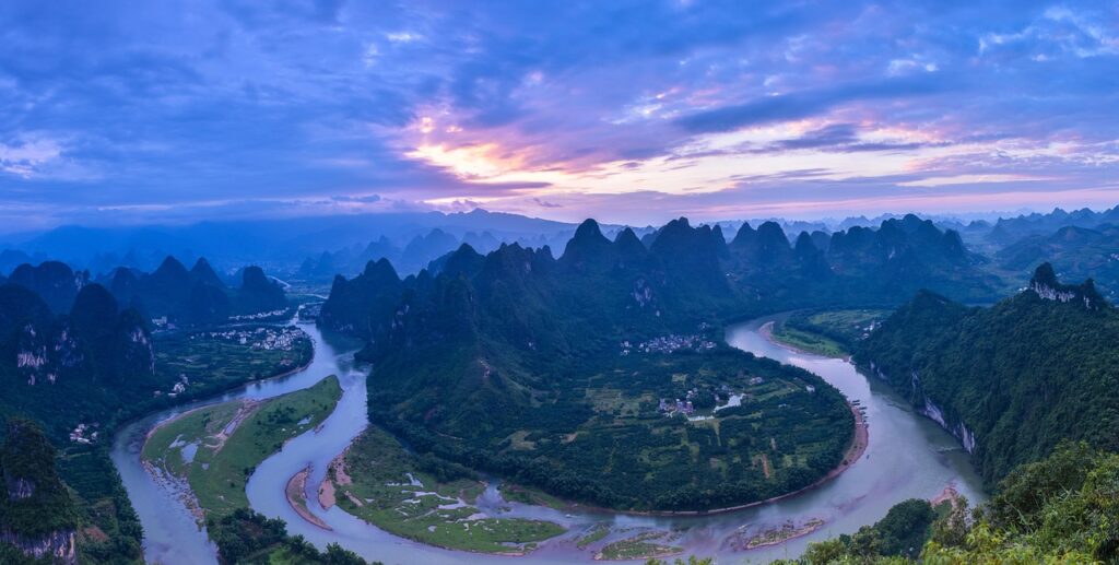 China to build worlds largest hydropower dam