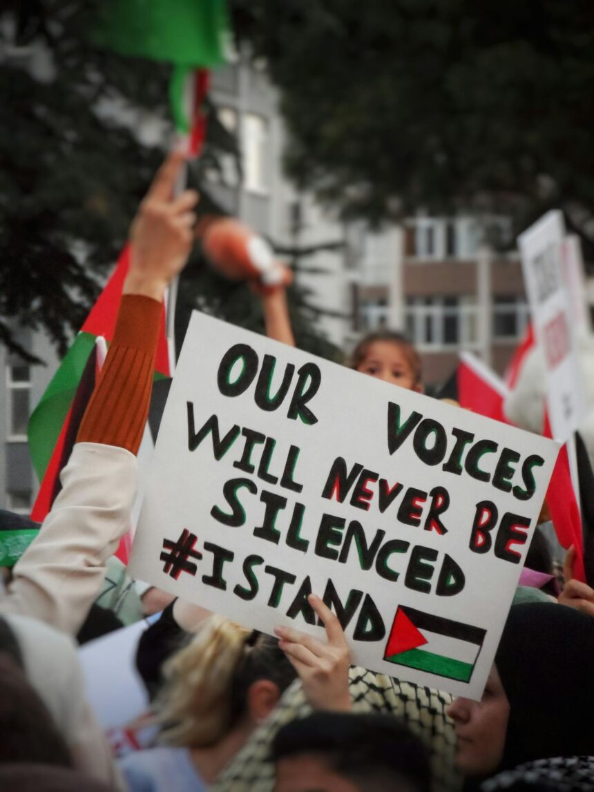 Israel Gaza Ceasefire Talks Urged After 10% Population Drop