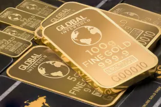 Today gold rate in Dubai shows slight decline amid global market shifts and steady UAE demand