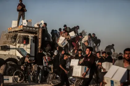 Humanitarian Aid in Gaza: UAE Sends 214 Trucks with Relief