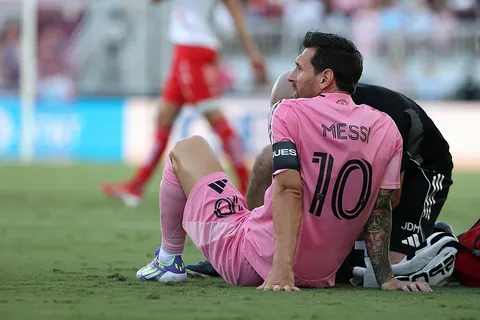 Lionel Messi Injury Forces Exit from Leagues Cup Match Early