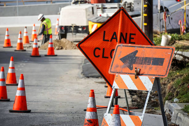 Al Falah and Sheikh Zayed bin Sultan Intersection Closed