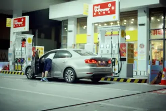 Oil price in UAE increased 24% after deregulation in 2015, changing the country’s fuel pricing system