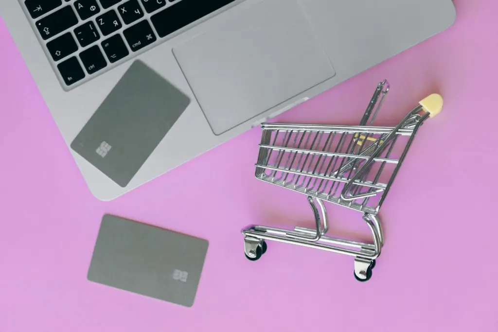 E commerce business in UAE step-by-step guide to licensing, setup, and how to open e commerce business in Dubai