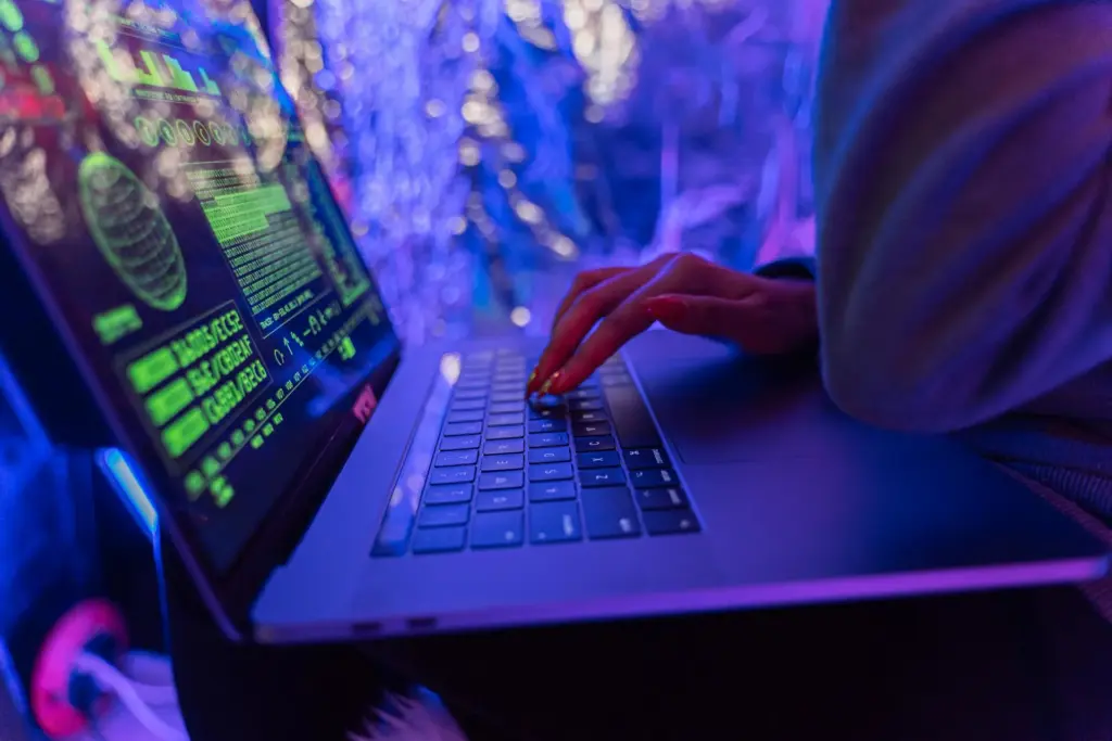 Cyber fraud prevention in UAE with official reporting steps and recommendations for victims of cybercrime