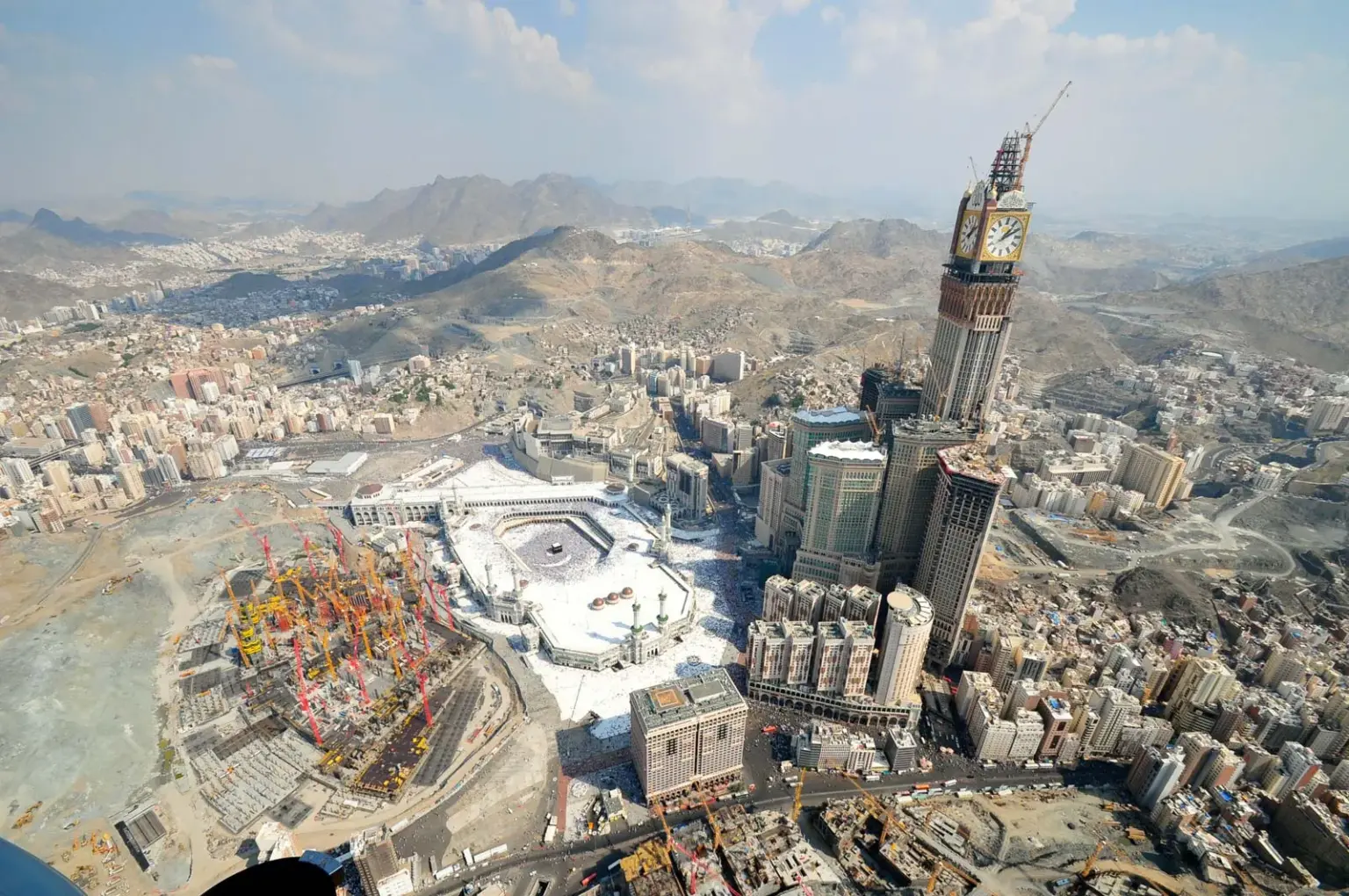 Muharram Sees 60 Million Worshippers at Two Holy Mosques