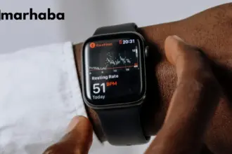 Can the Apple Watch measure blood pressure and track calories accurately