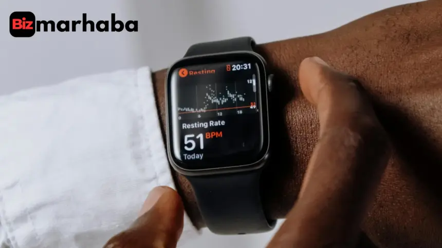 Can the Apple Watch measure blood pressure and track calories accurately
